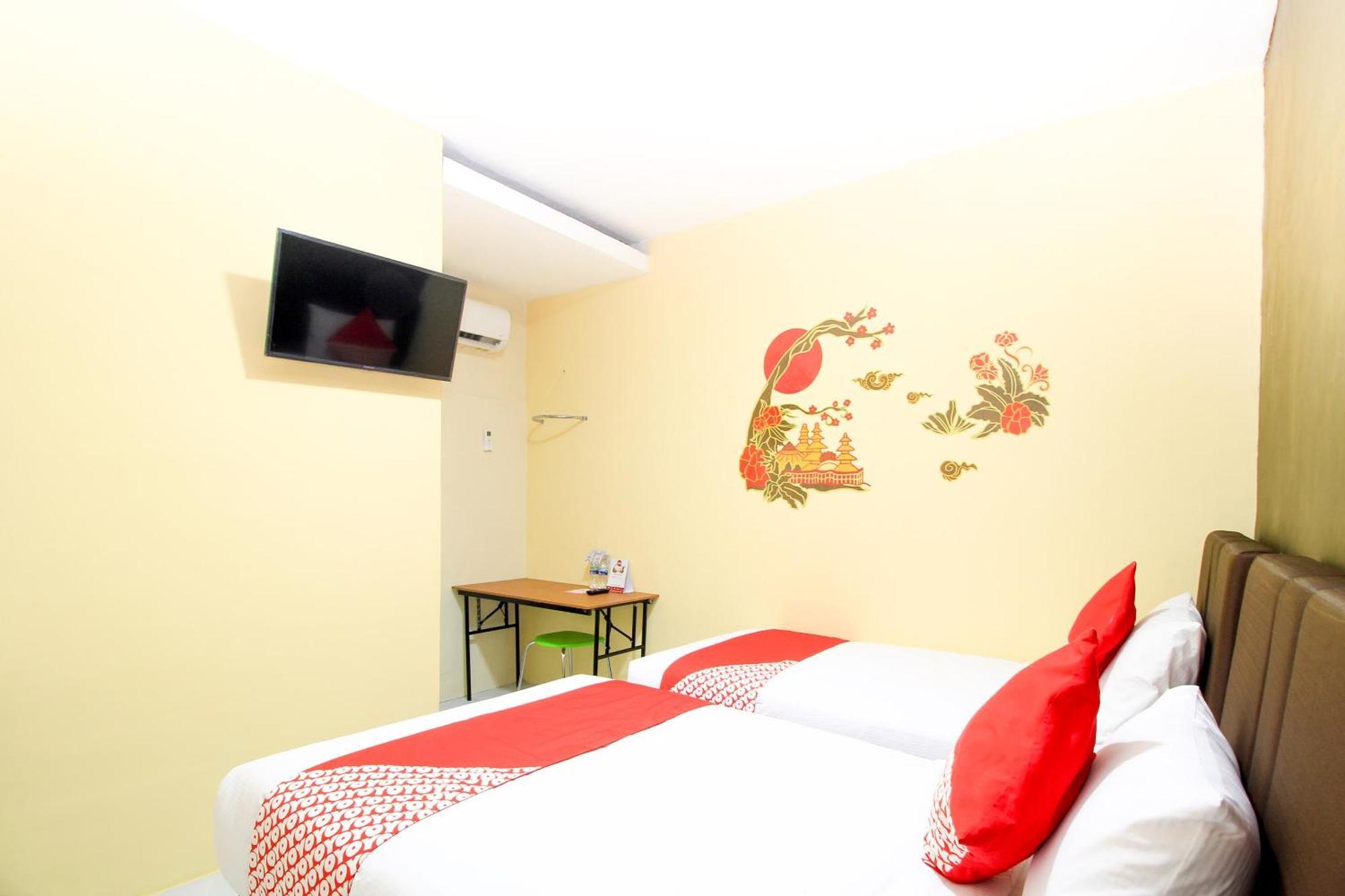 Super Oyo Capital O 217 A1 Hotel Σουραμπάγια Εξωτερικό φωτογραφία