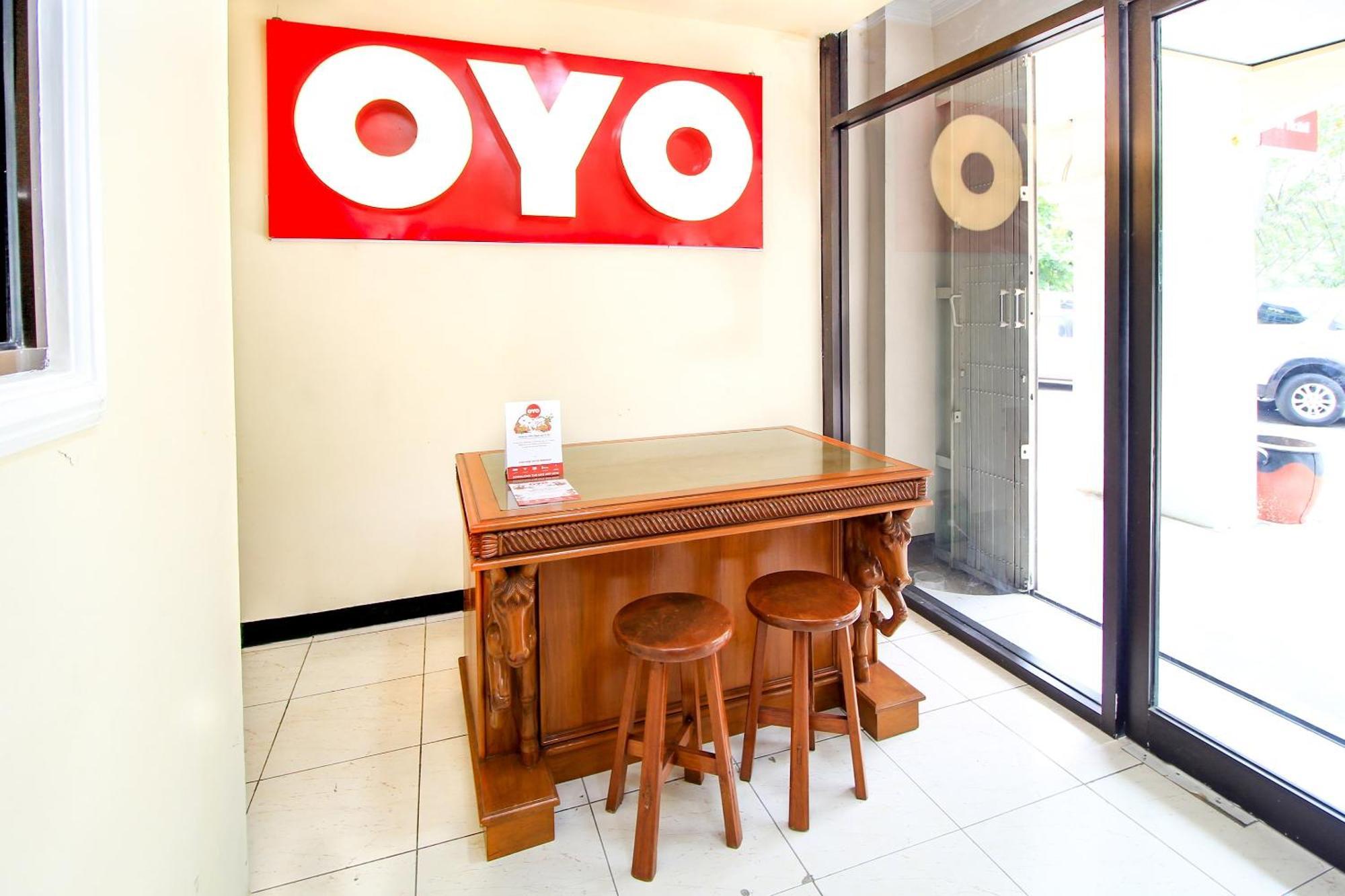 Super Oyo Capital O 217 A1 Hotel Σουραμπάγια Εξωτερικό φωτογραφία
